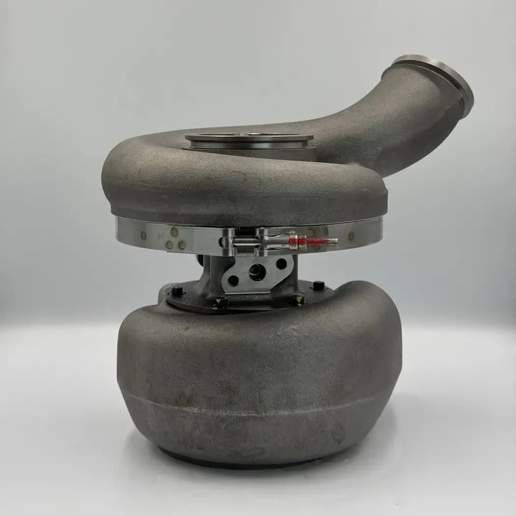 New 10R2027 Caterpillar C13 ACERT Garrett GTA4702B Turbocharger - Turbo Centre Production Line, photo 3
