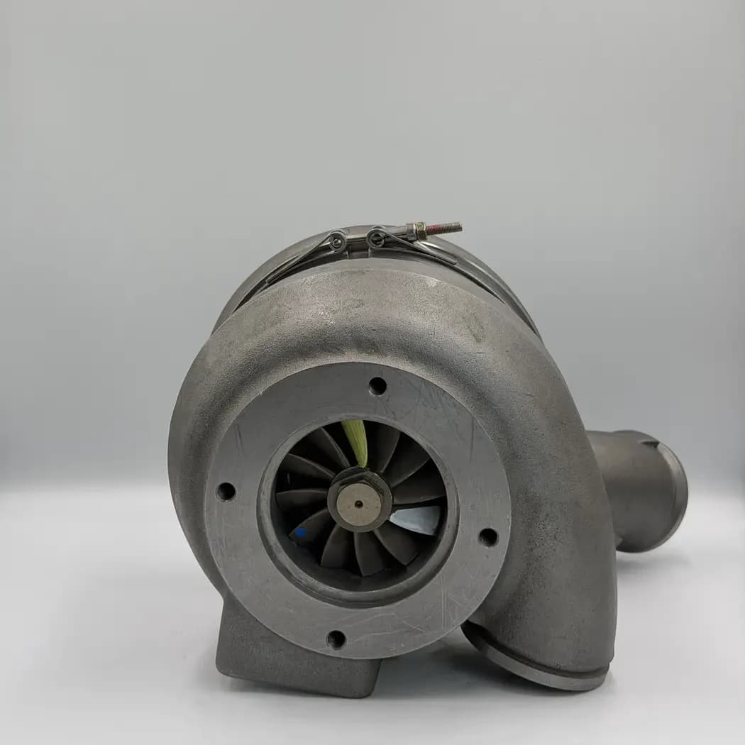 New 10R2027 Caterpillar C13 ACERT Garrett GTA4702B Turbocharger - Turbo Centre Production Line, photo 6