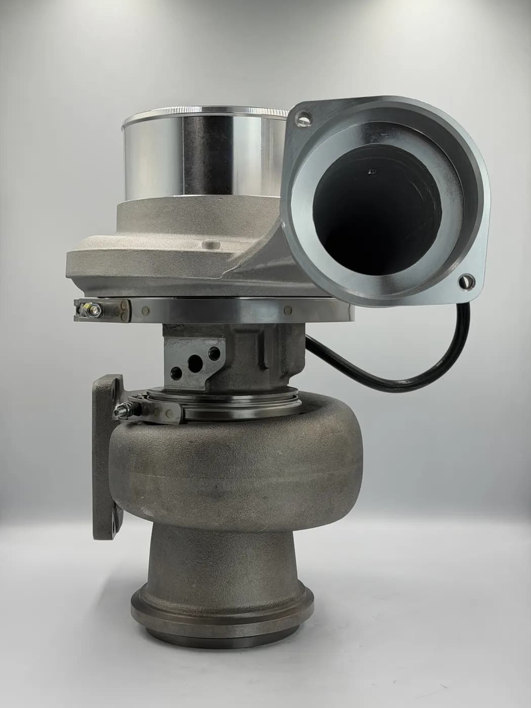 New 177148 Caterpillar C15 / 3406E BorgWarner S410G Turbocharger - Turbo Centre Production Line, photo 2
