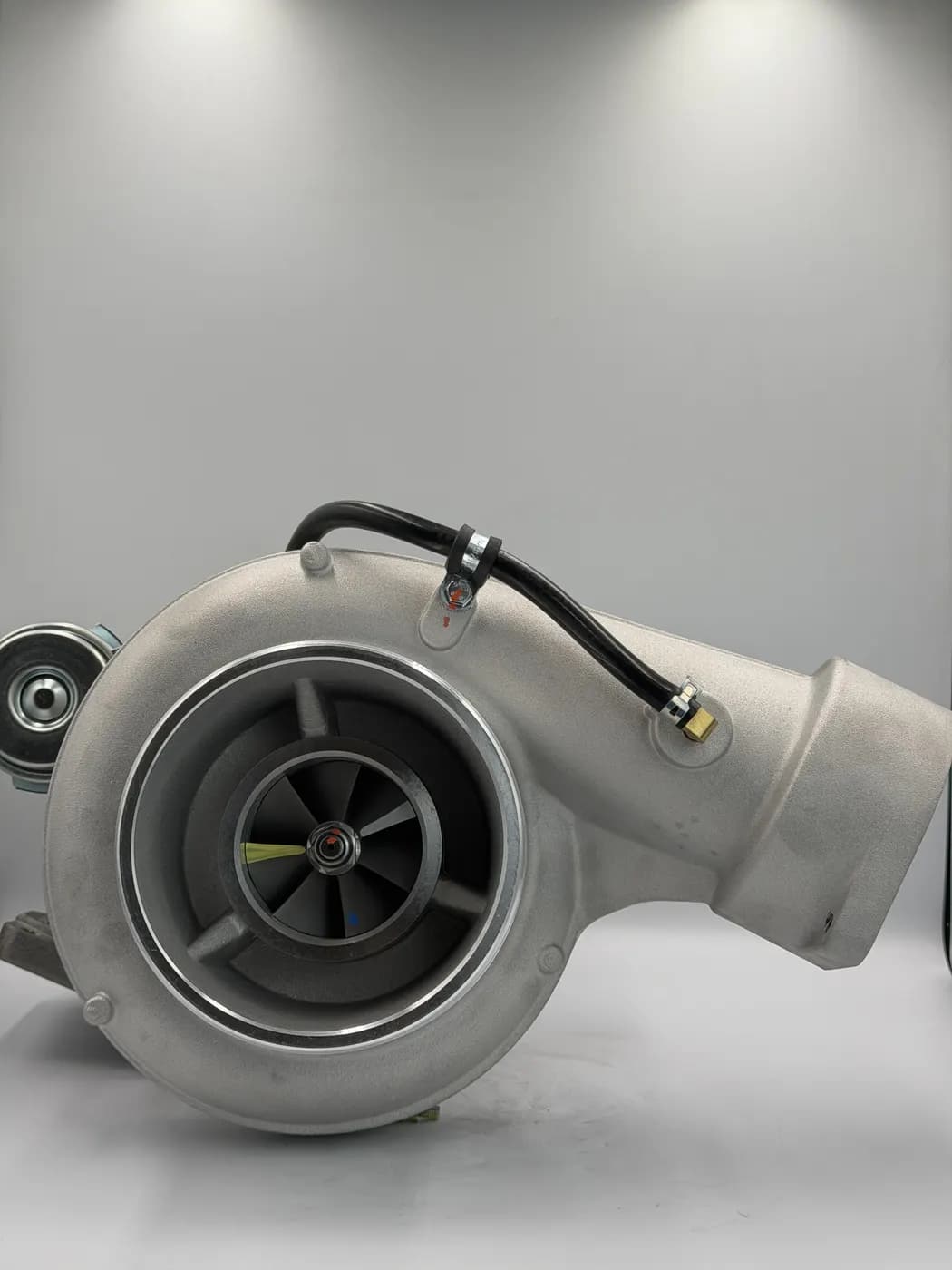 New 177148 Caterpillar C15 / 3406E BorgWarner S410G Turbocharger - Turbo Centre Production Line, photo 4