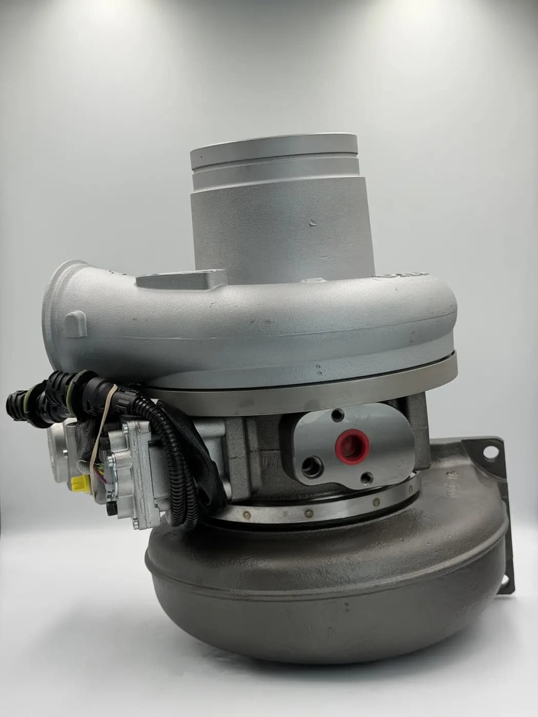 Remanufactured 3791448 Volvo D16 Holset HE500VG Turbocharger with HOLSET OEM VGT Actuator, photo 4
